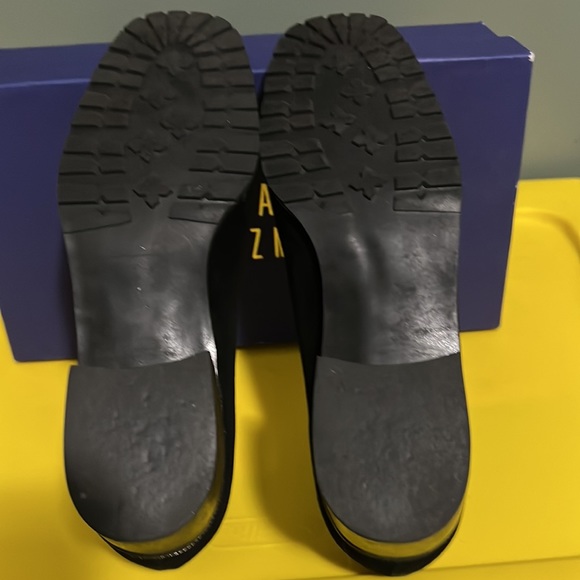 Stuart Weitzman | Mono | Suede Loafer in Black - Picture 14 of 17